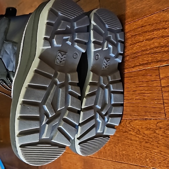 Thermolite Girls Winter Waterproof Boots NWOT - Picture 4 of 9